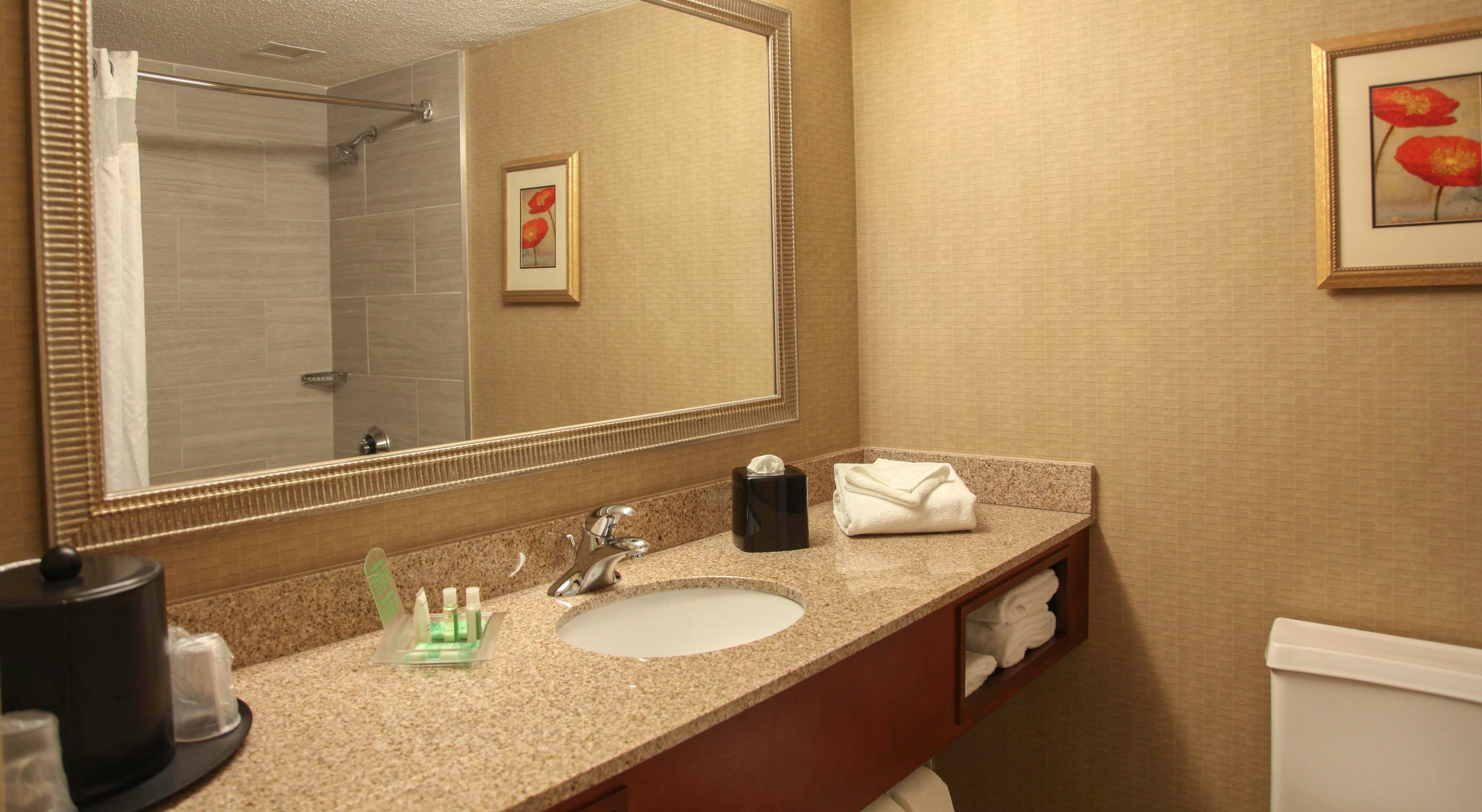 Holiday Inn Dayton/Fairborn I-675 By Ihg Exterior photo