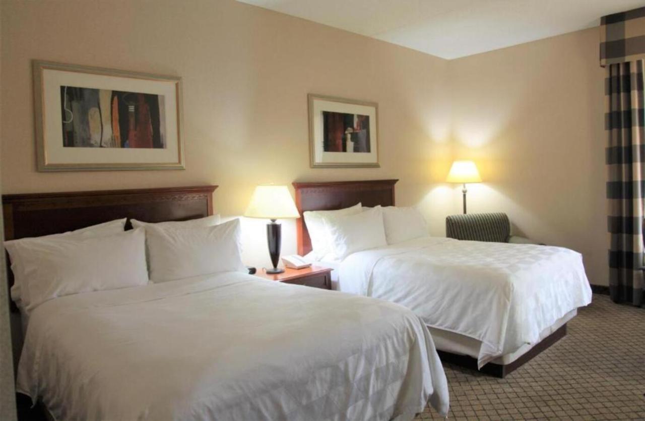 Holiday Inn Dayton/Fairborn I-675 By Ihg Exterior photo