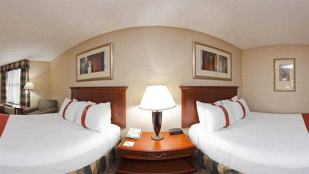 Holiday Inn Dayton/Fairborn I-675 By Ihg Exterior photo