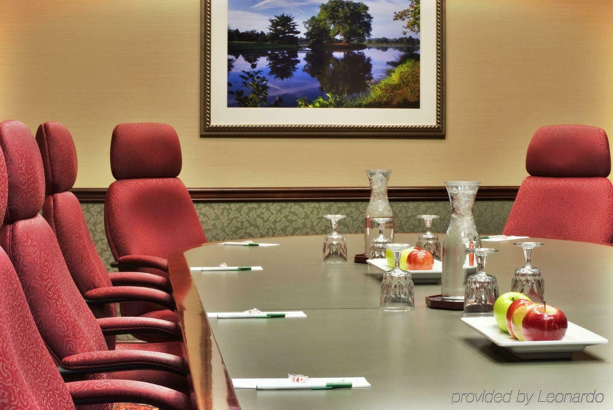 Holiday Inn Dayton/Fairborn I-675 By Ihg Exterior photo