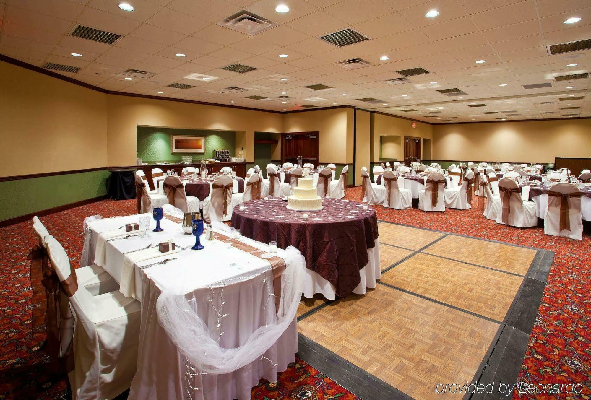 Holiday Inn Dayton/Fairborn I-675 By Ihg Exterior photo